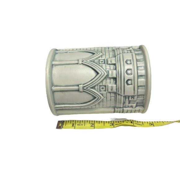 2022 Disney Parks Cinderella Castle Turret‎ Wax Candle Castle Garden Scent 10 Oz - Picture 9 of 10